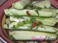 Jemne solené uhorky: tri rýchle recepty a kuchárske triky