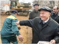 A „felújításról” Yu.M. Luzhkov véleménye.  Mit gondol Jurij Luzskov a hruscsovi épületek lebontásáról?  Luzskov a felújításról